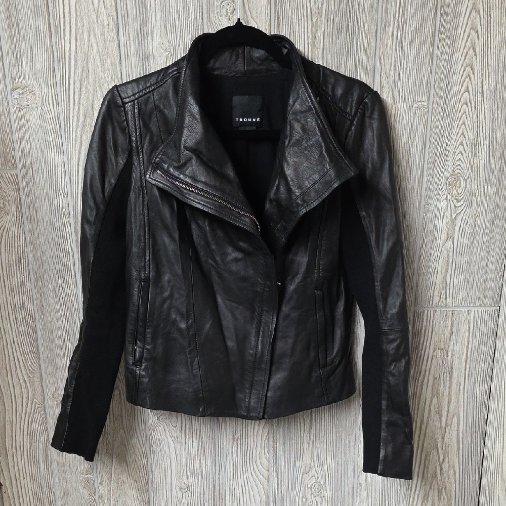 Trouve Black Authentic Leather Asymmetrical Zip Moto Jacket Womens Size Small